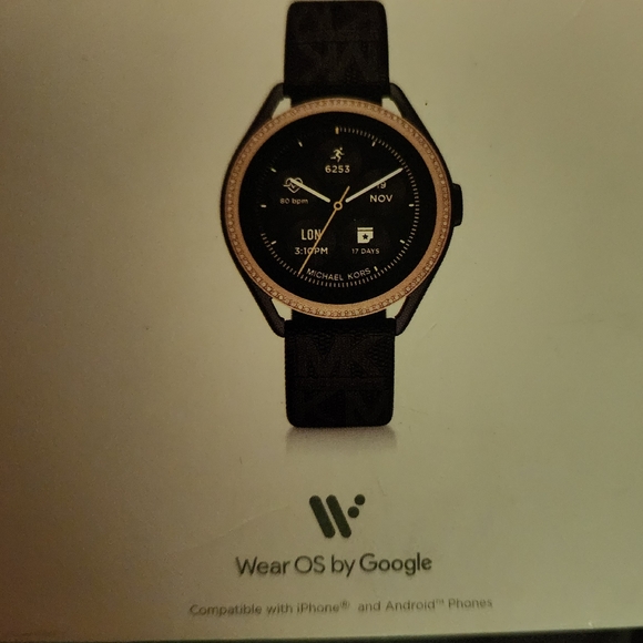 New Michael kors 5th gen 5E MKGO - Picture 7 of 14